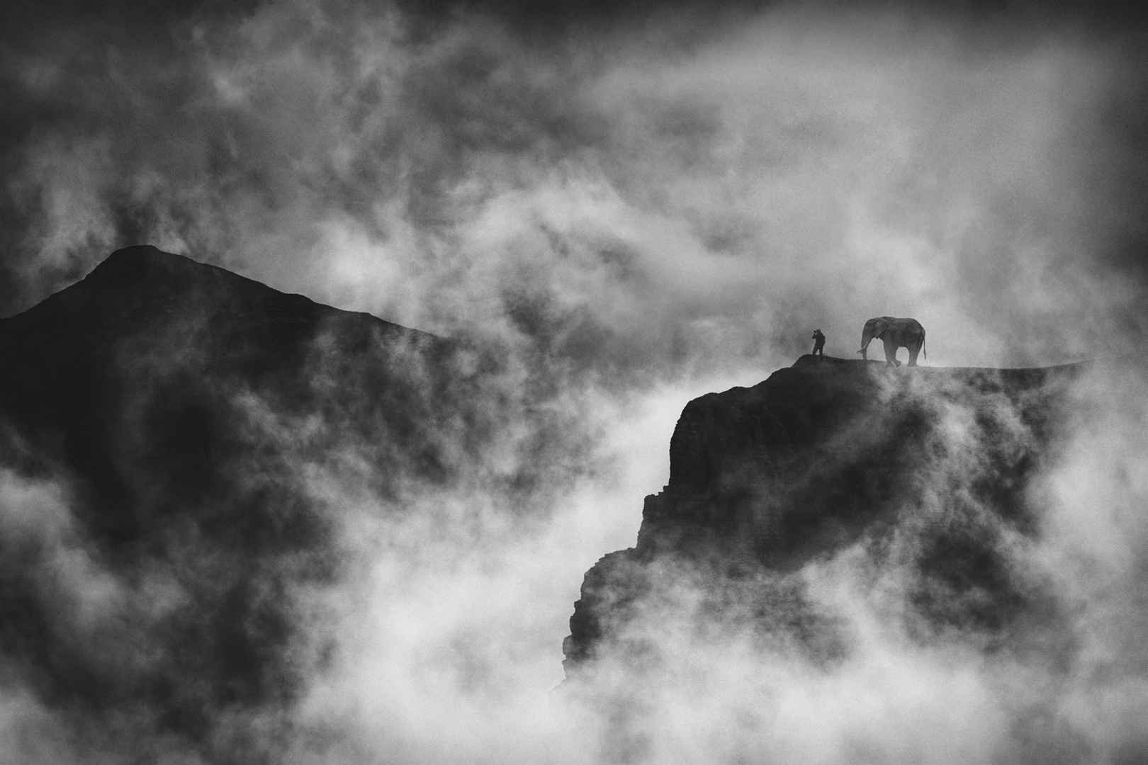 das Abenteuer Foto & Bild | fotomontage, landschaften, berge Bilder auf