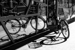 Das abgestellte Fahrrad