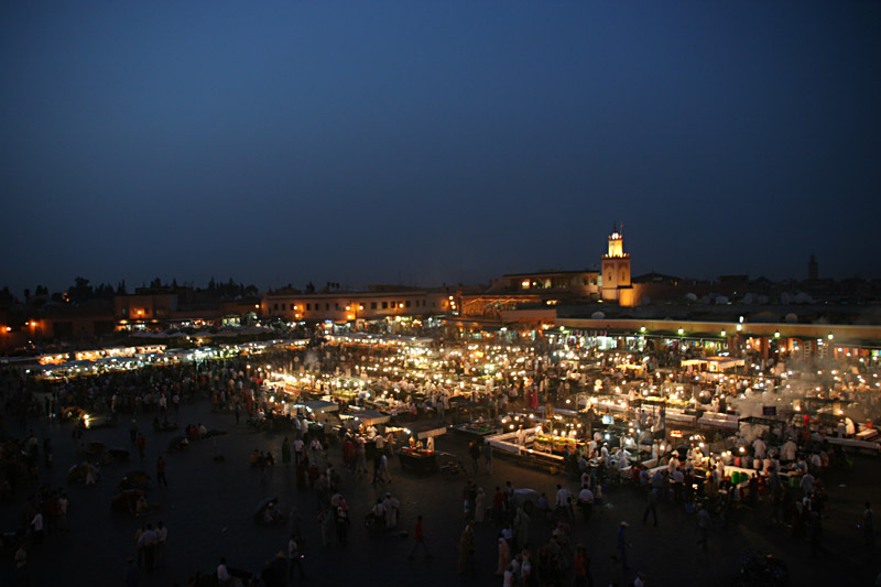 Das allnächtliche Beben am Jemaa el Fna Platz