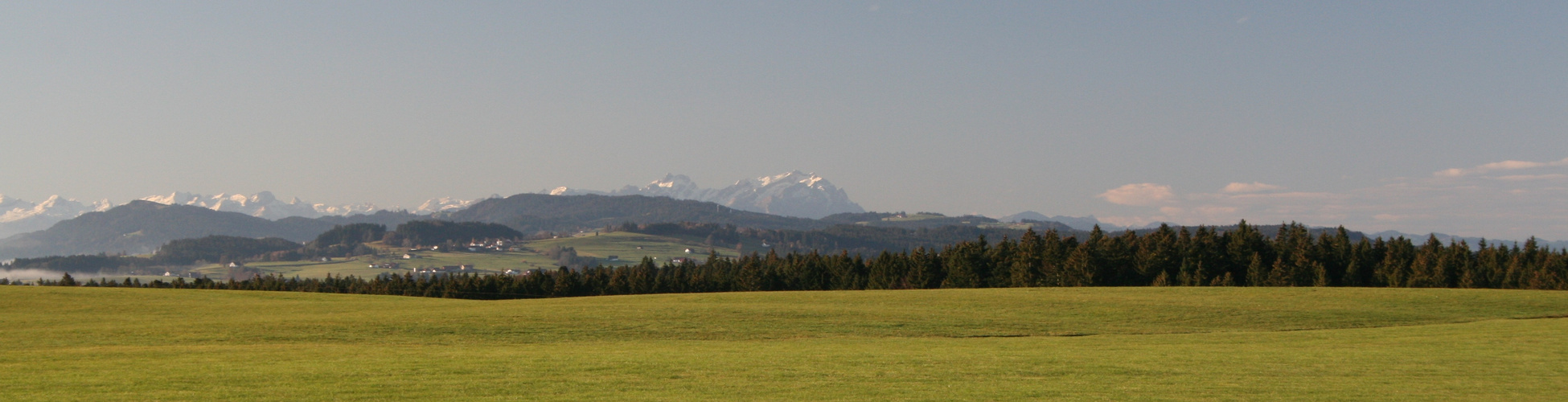 Das Alpenpanorama vom Oberisnyberg aus gesehen