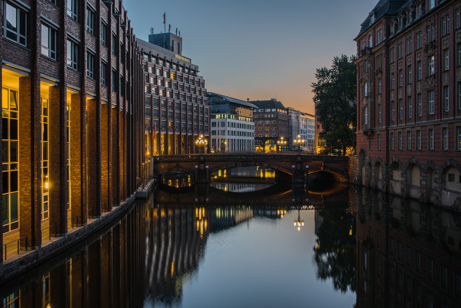 das Alsterfleet - die Elbe in Sichtweite