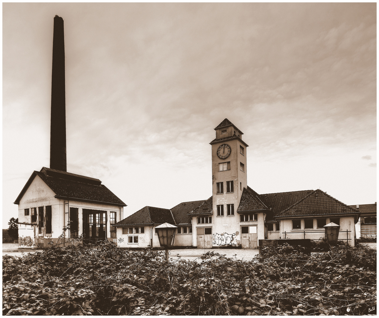 Das alte Ausbesserungswerk.. Foto & Bild fotos, spezial, marode