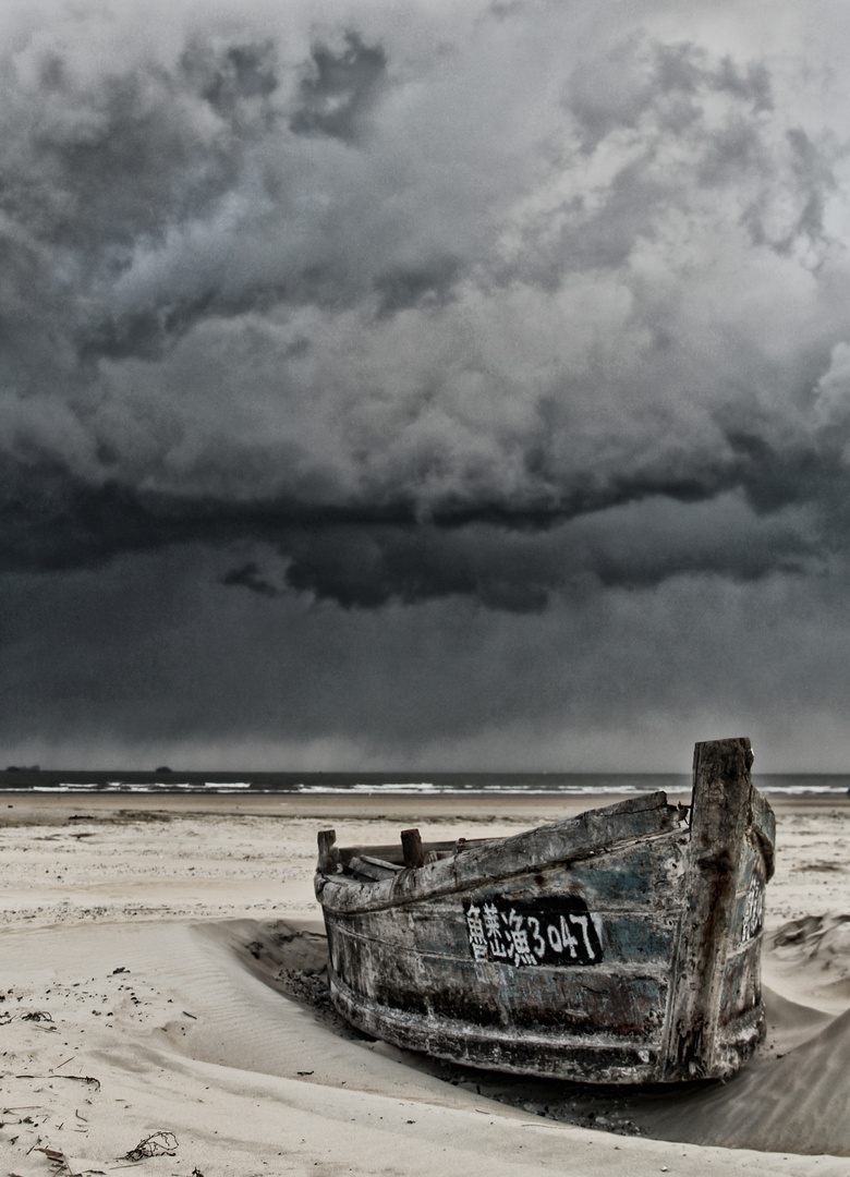 Das alte Boot und das Meer