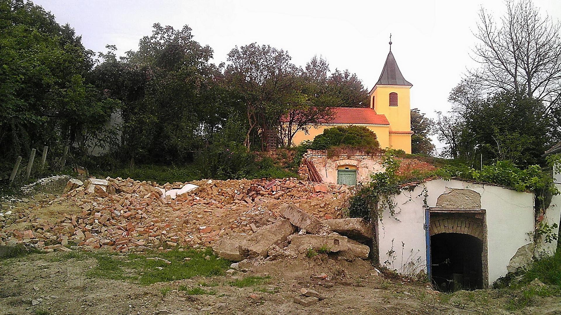 Das alte Haus wird abgerissen (4)