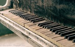 das alte Klavier
