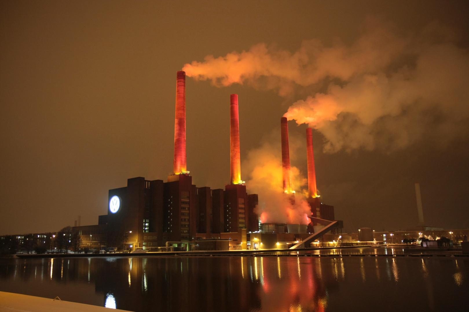 Das alte Volkswagen Kraftwerk zur Weihnachtszeit