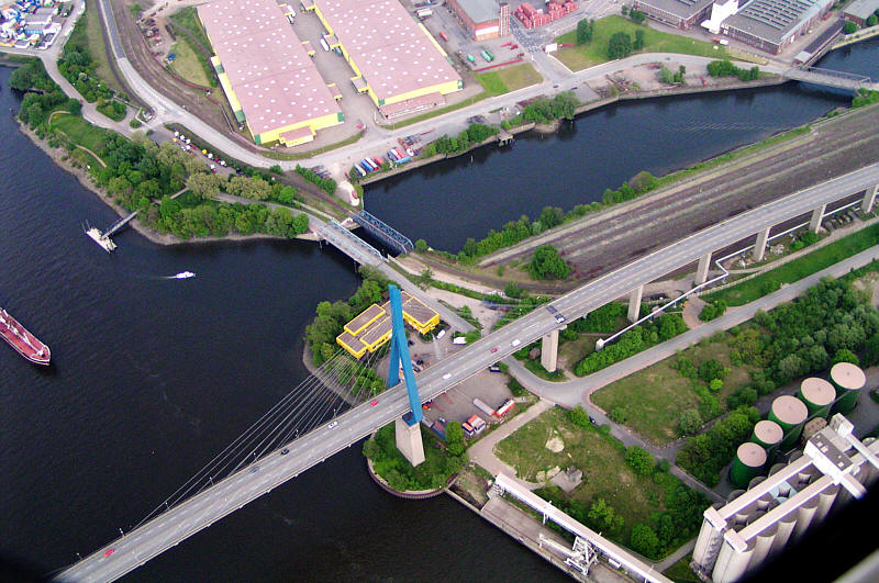 Das andere Ende der Köhlbrandbrücke