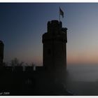 Das Auerbacher Schloß über den Wolken