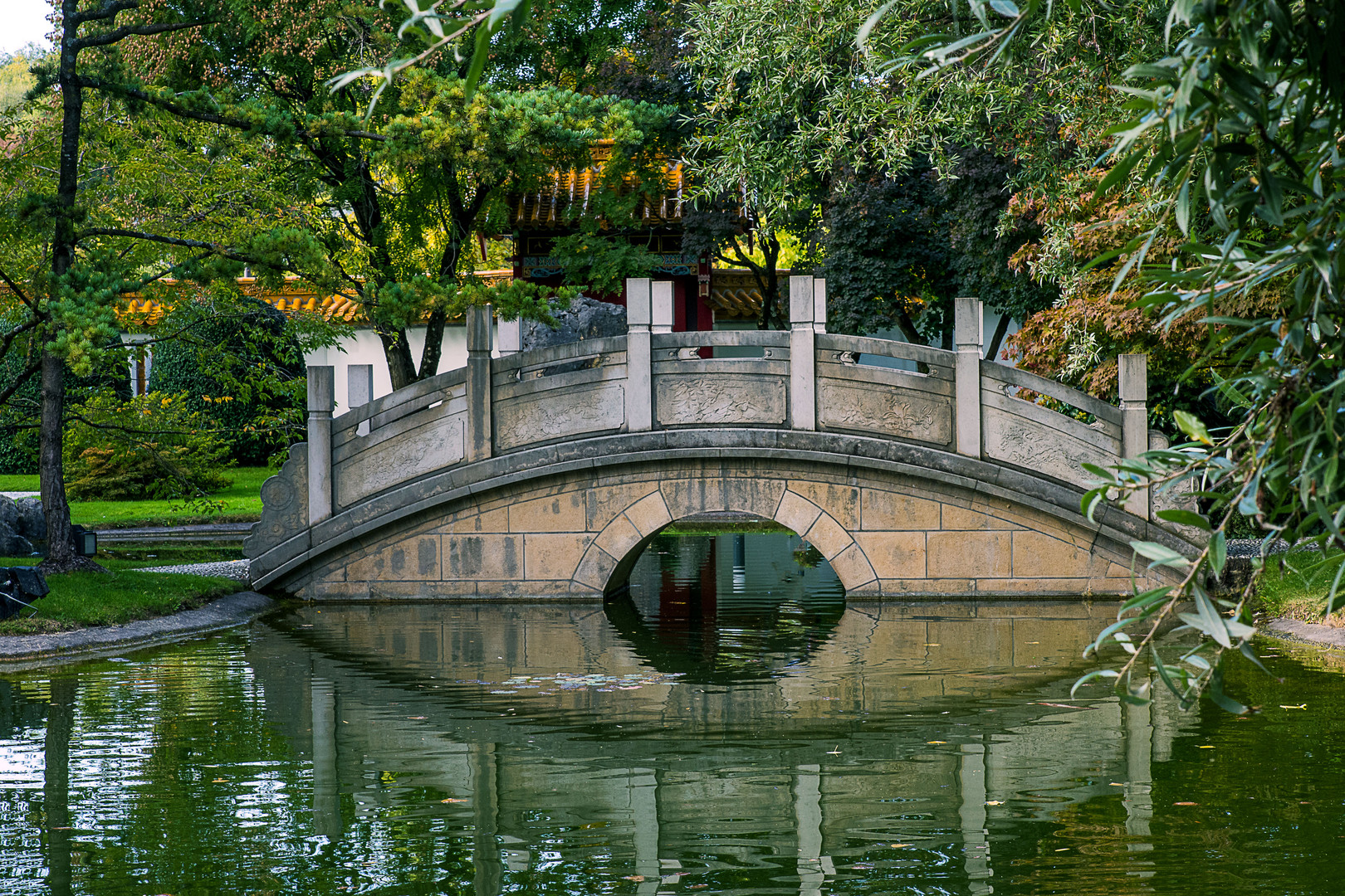  Das Auge der Brücke