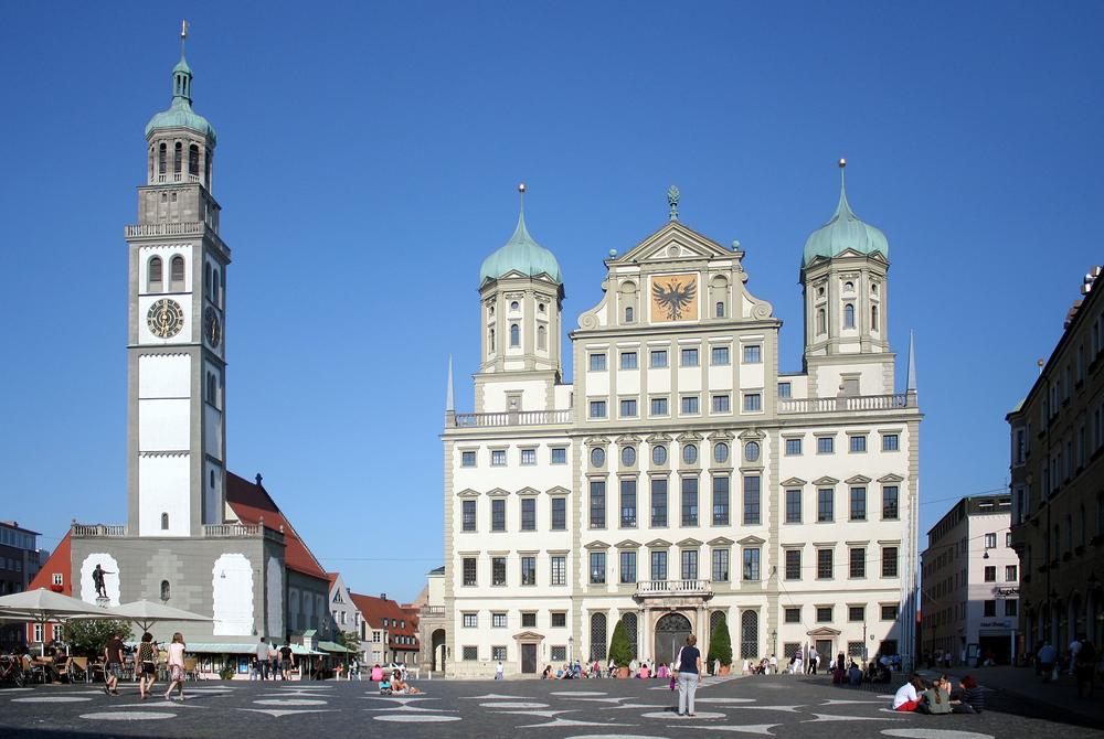Das Augsburger Rathaus mit dem Perlachturm Foto & Bild | deutschland ...