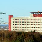 Das Augsburger Zentralklinikum mit dem Hubschrauber - Landeplatz