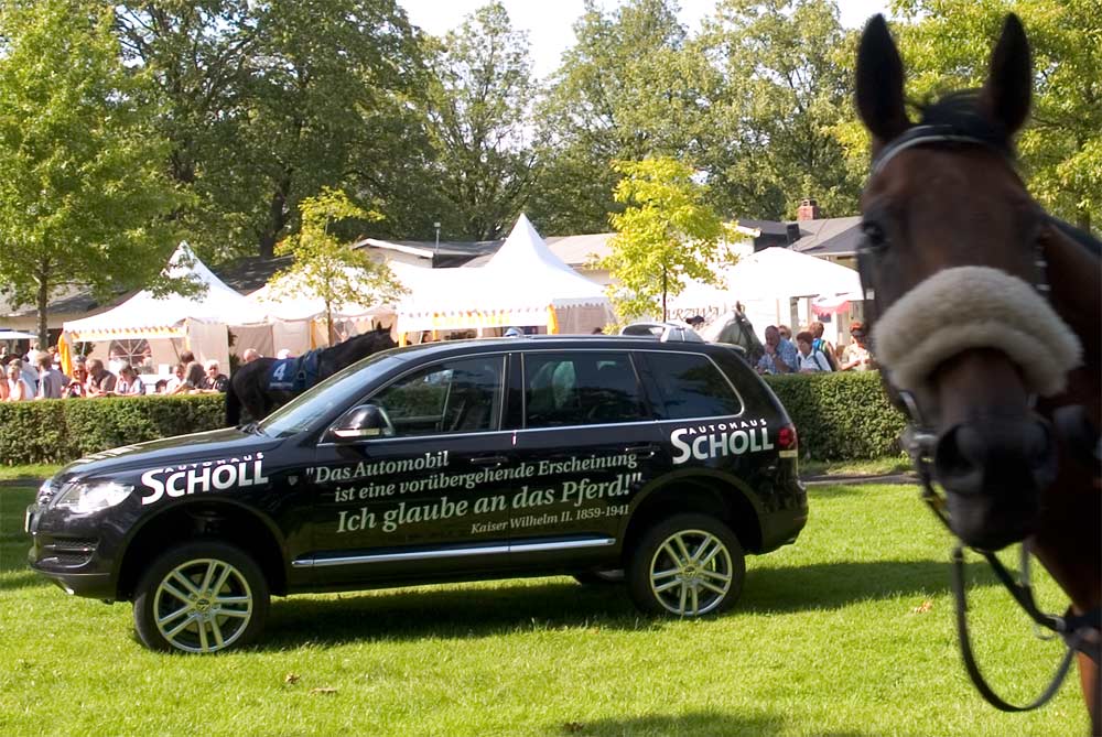 Das Automobil ist eine vorübergehende Erscheinung. Ich glaube an das Pferd...