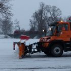 Das Babyphon, der Hydrant und der Unimog-Schaufler