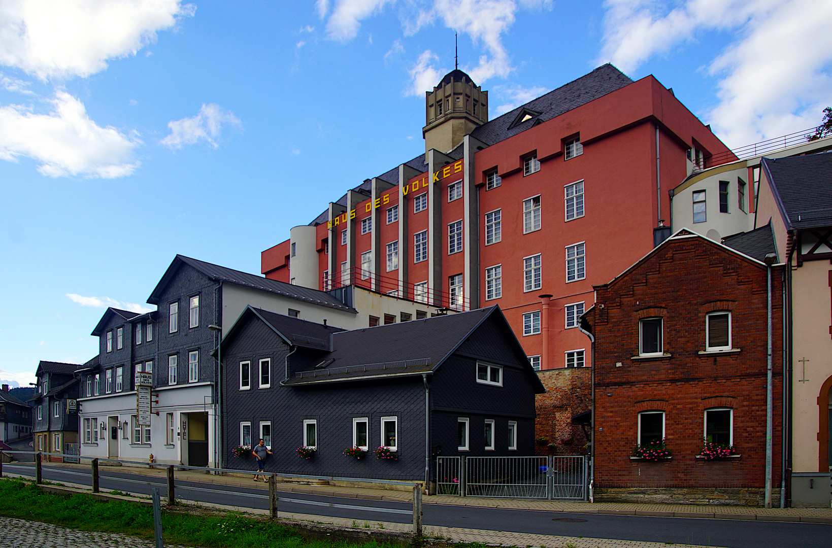 Das Bauhaushotel »Haus des Volkes« in Probstzella