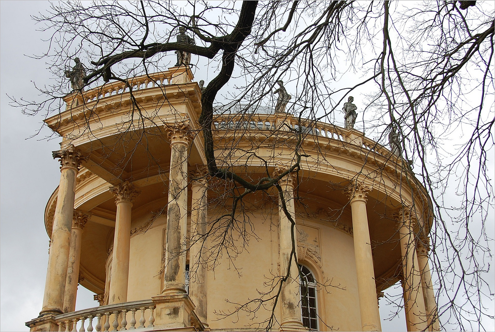 das Belvedere  auf dem Klausberg 