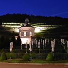 Das Belvedere vom Schloss Wackerbarth vor den Weinbergen