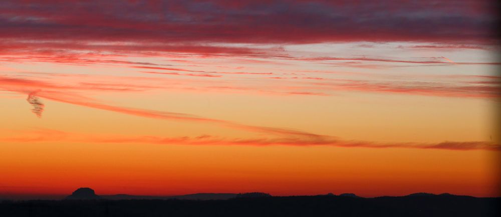 Das besondere Morgenrot vom 02.03. 2022 in einer weiteren Variante...