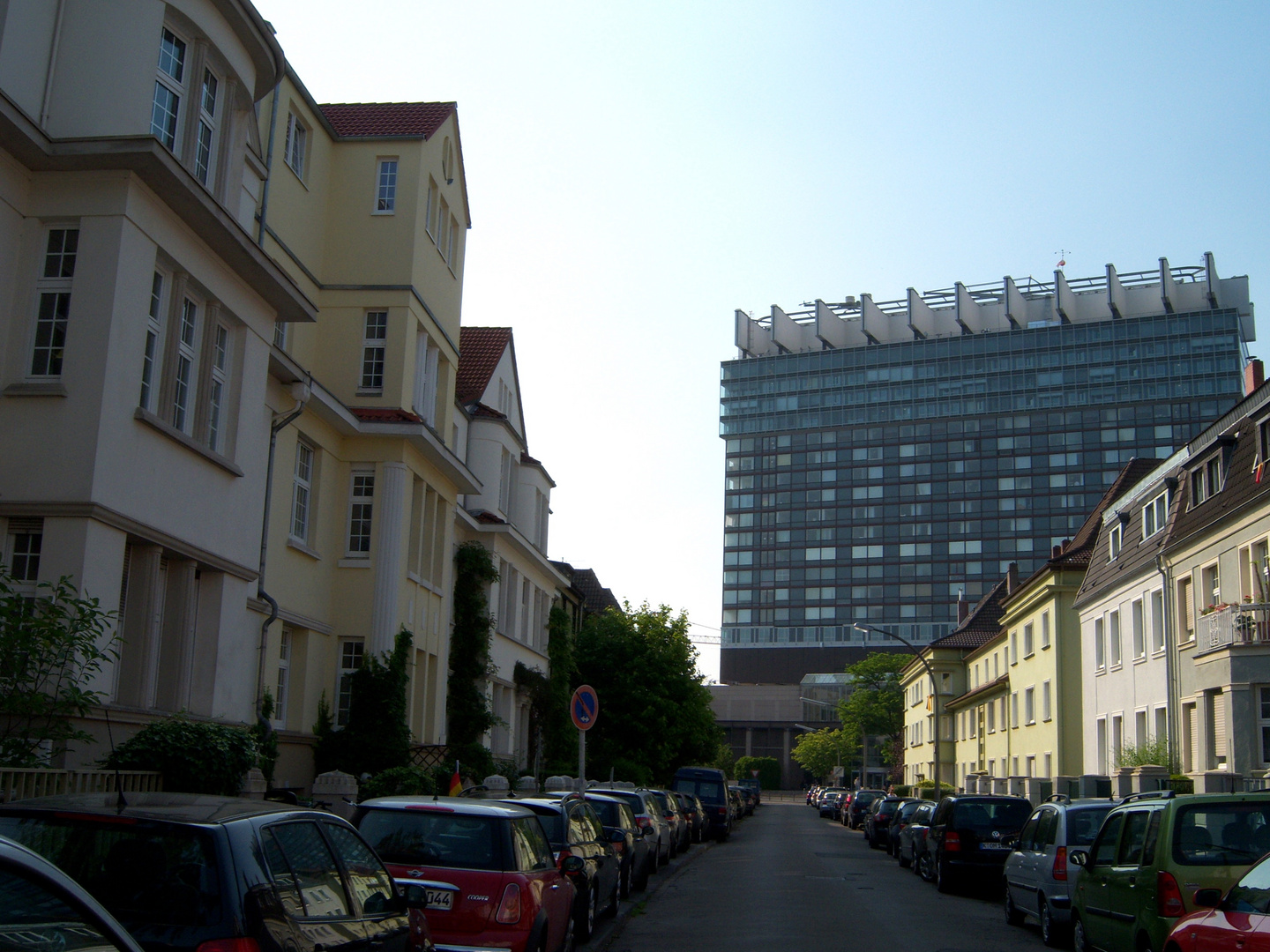 Das Bettenhaus der heutigen Universitätsklinik Köln