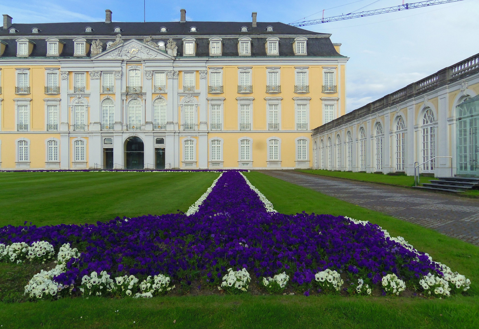 das blaue Band des Frühlings