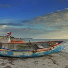 das Blaue Boot am Strand