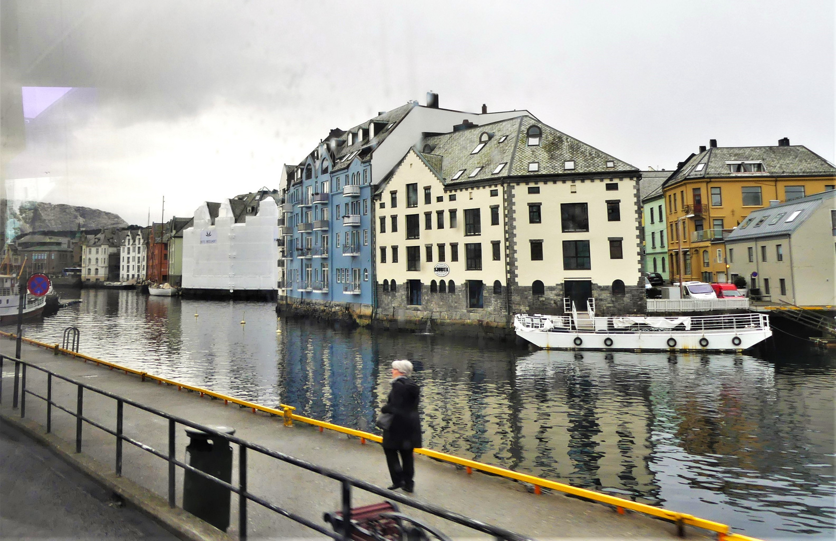 Das blaue Haus in Alesund