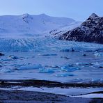 Das blaue Wunder oder die Stille über der Gletscherwelt