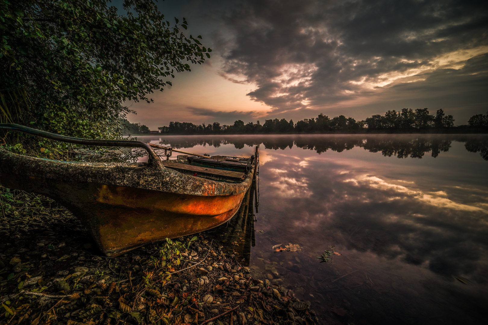 Das Boot am See