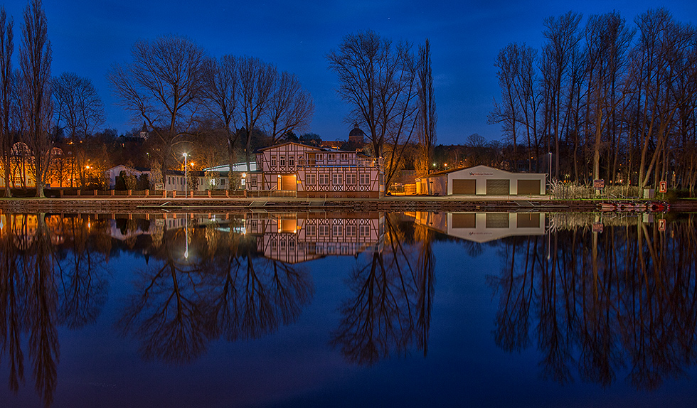 Das Bootshaus an der Saale...