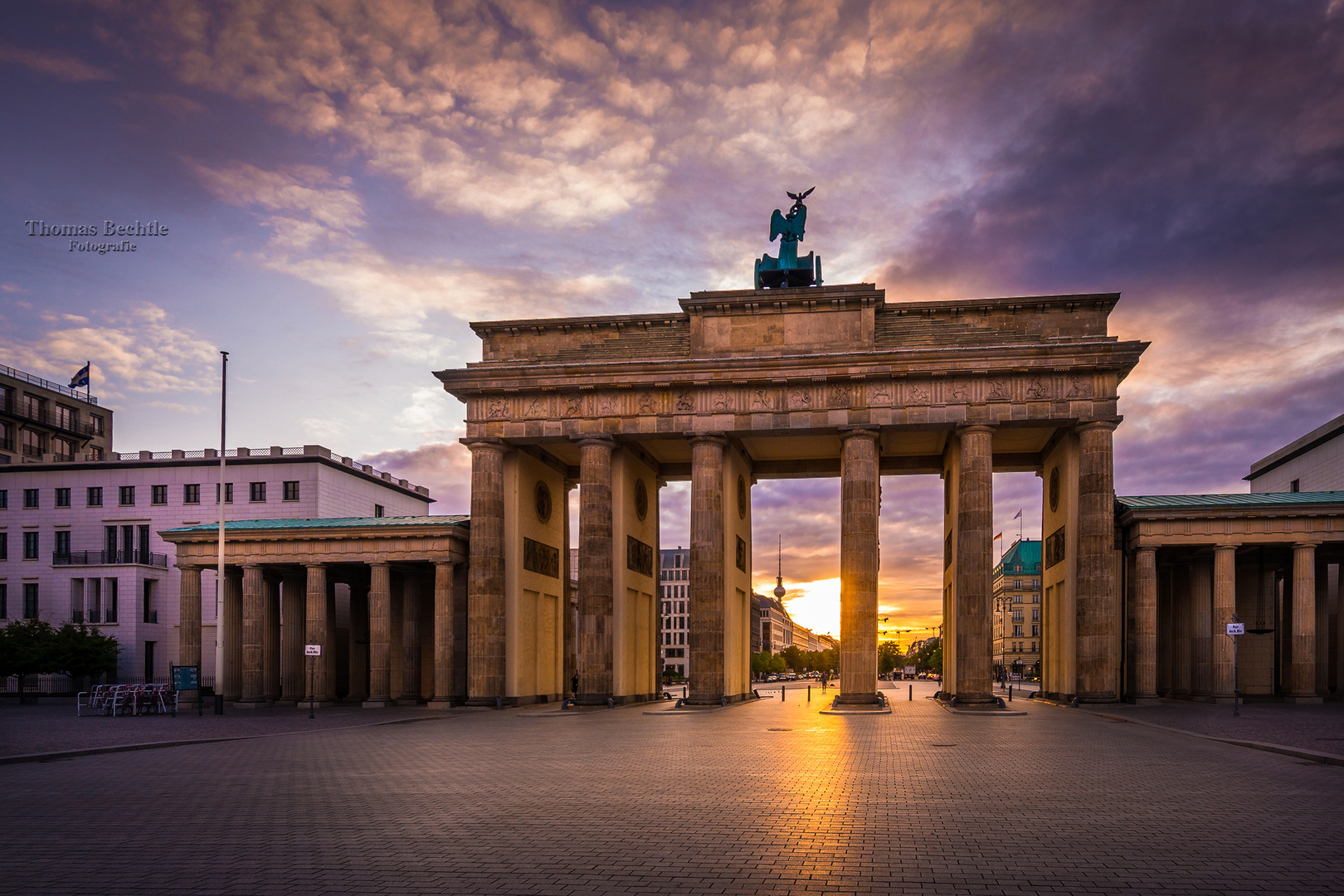 Das Brandenburger Tor am frühen Morgen