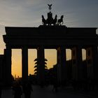 Das Brandenburger Tor in der Dämmerung