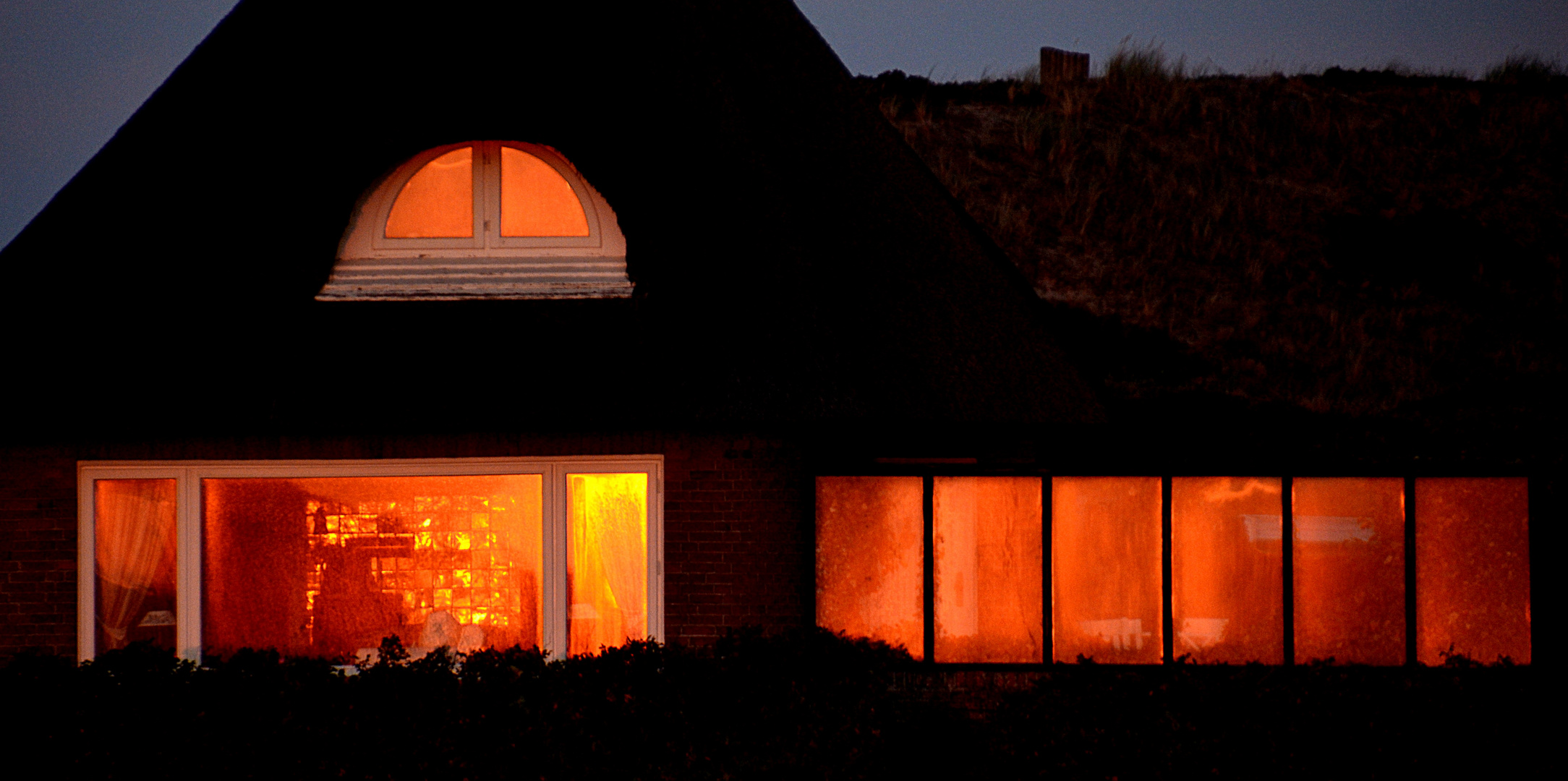 Das Brennende Haus 2 Versuch Foto Bild Asthetik Der