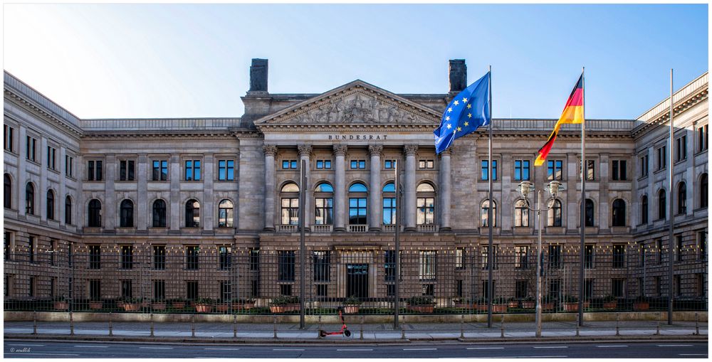 Das Bundesratsgebäude...