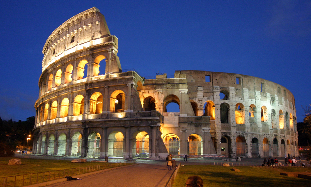 das Collosseum am Abend ...