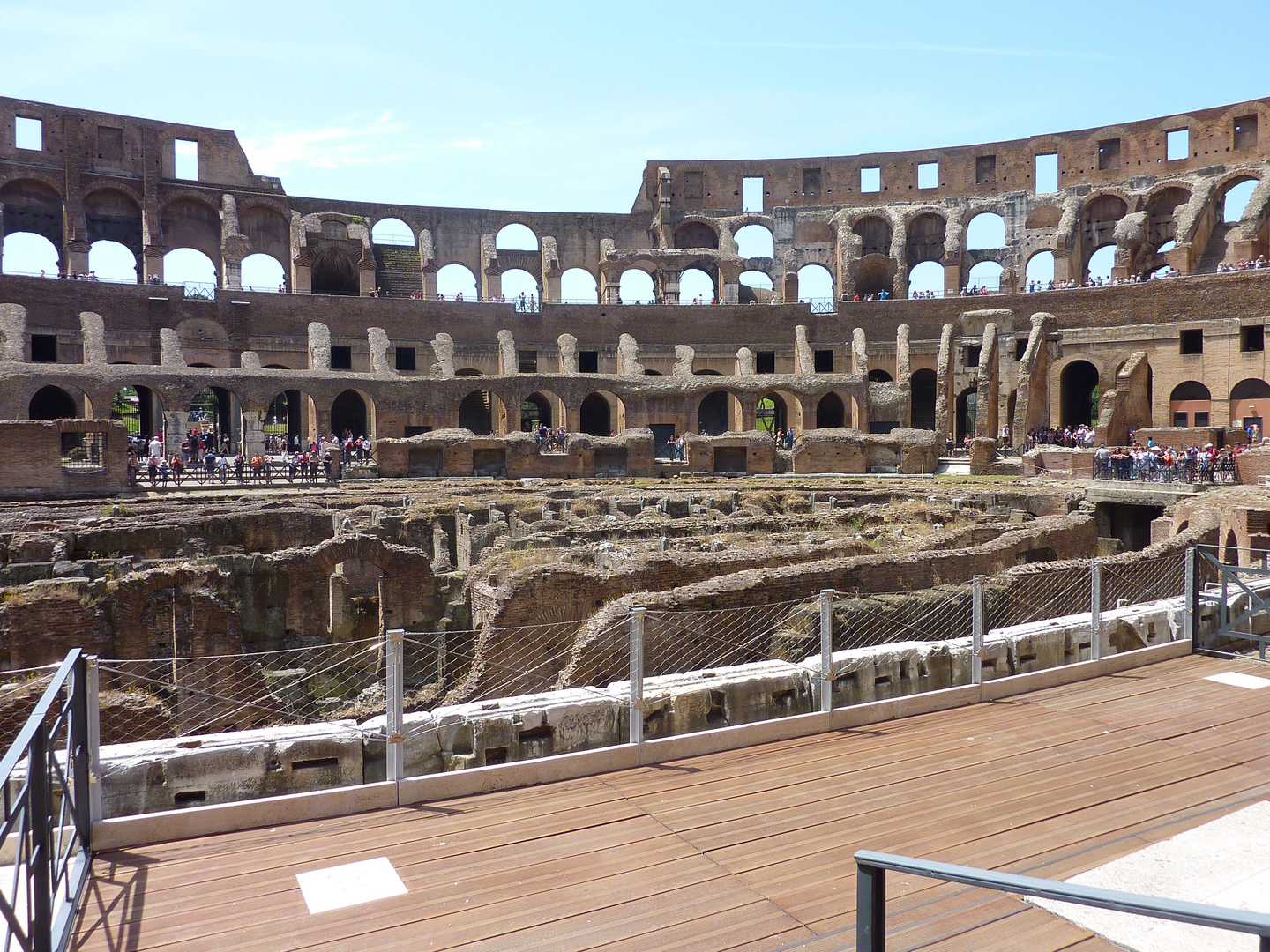 Das Colosseum von Rom von innen