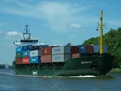 Das Containerschiff GERMAN auf dem Nord-Ostsee-Kanal