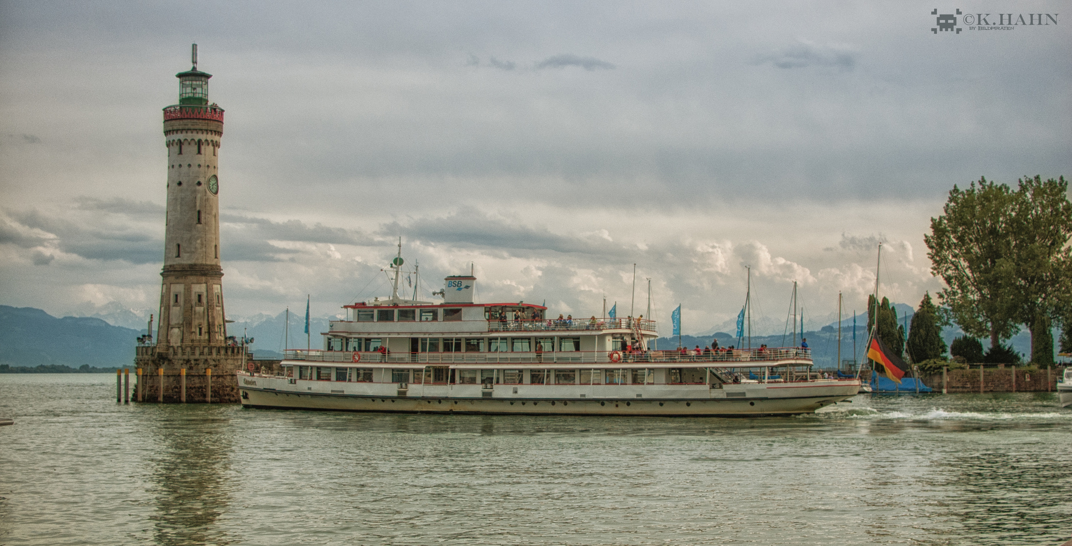 Das Dampfschiff