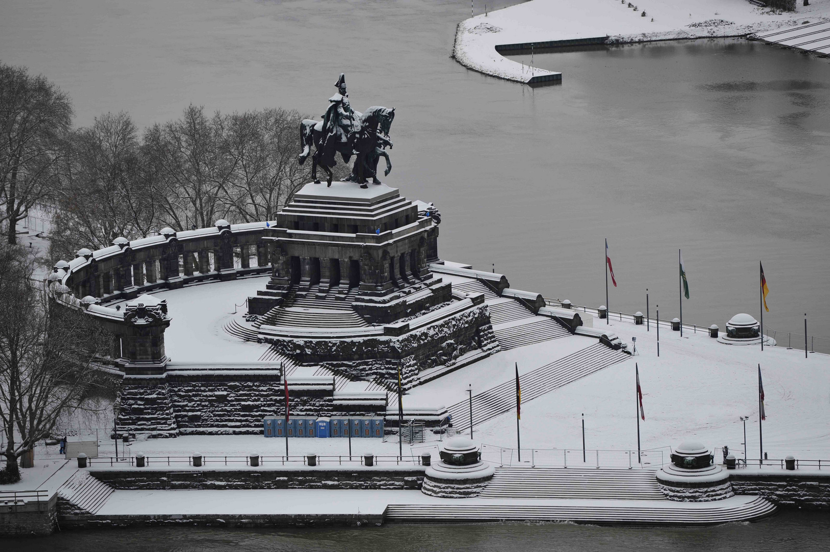 Das Deutsche Eck im Schnee