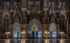 Das Dom- Portal