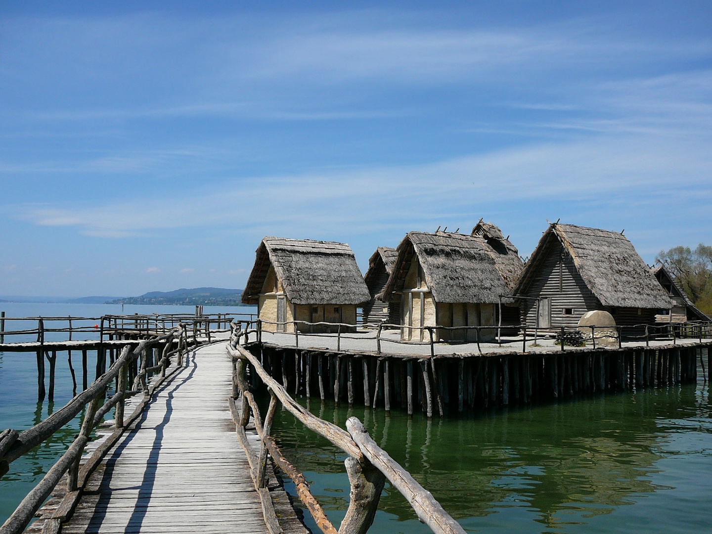 das Dorf am See