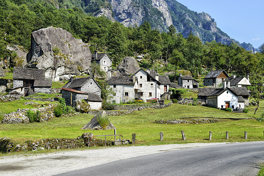 Das Dorf und der Stein