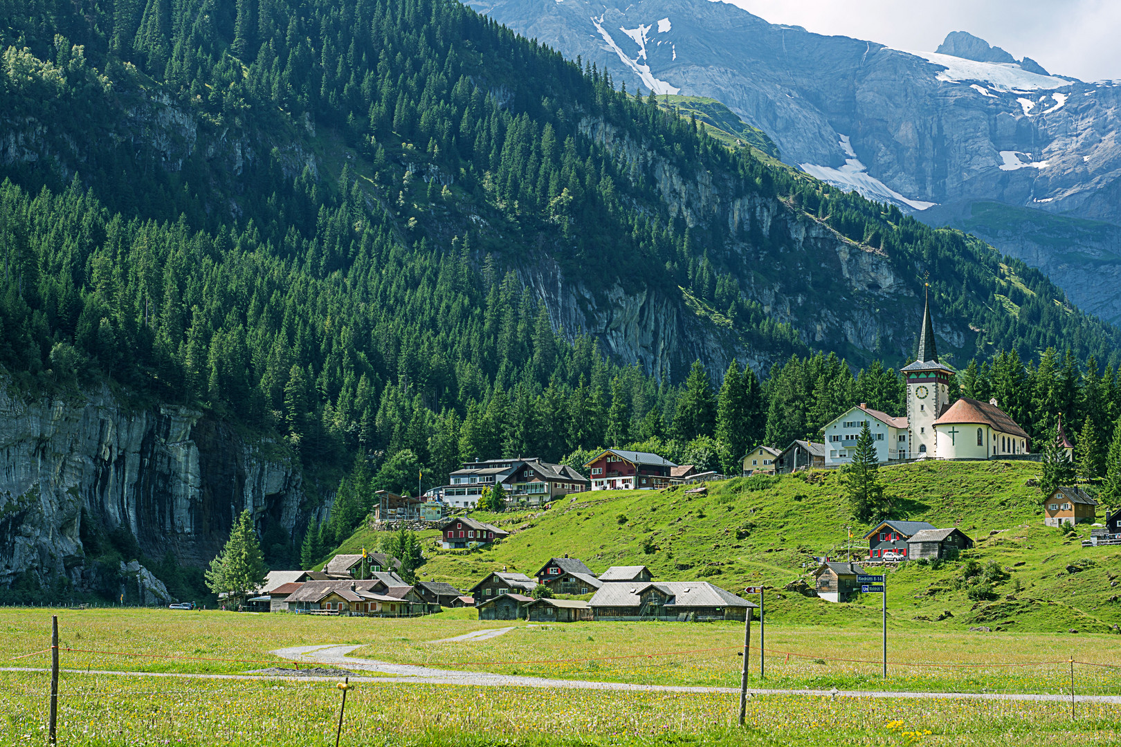  Das Dorf Urnerboden