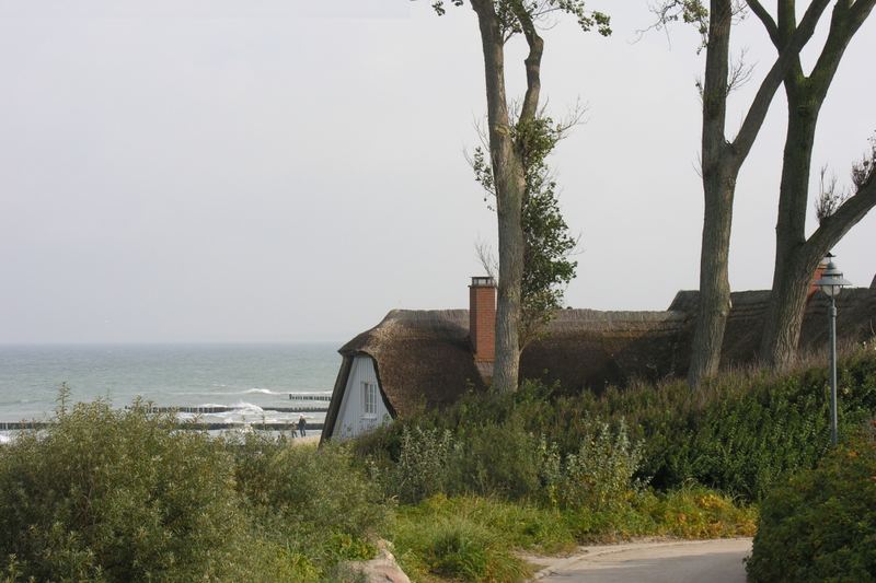 Das Dünenhaus in Ahrenshoop im September 2005