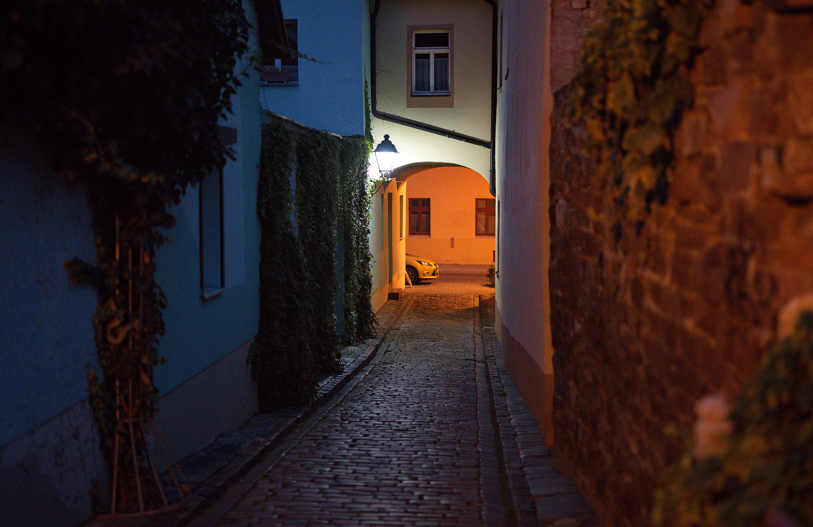 Das dunkle Tor in Eisleben - Teil der ehemaligen Stadtmauer