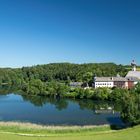 das ehemalige Augustinerchorherrnstift Höglwörth am Höglwörther See