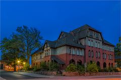 Das ehemalige Reichsbahnamtsgebäude auf dem Bahnhof Aschersleben 