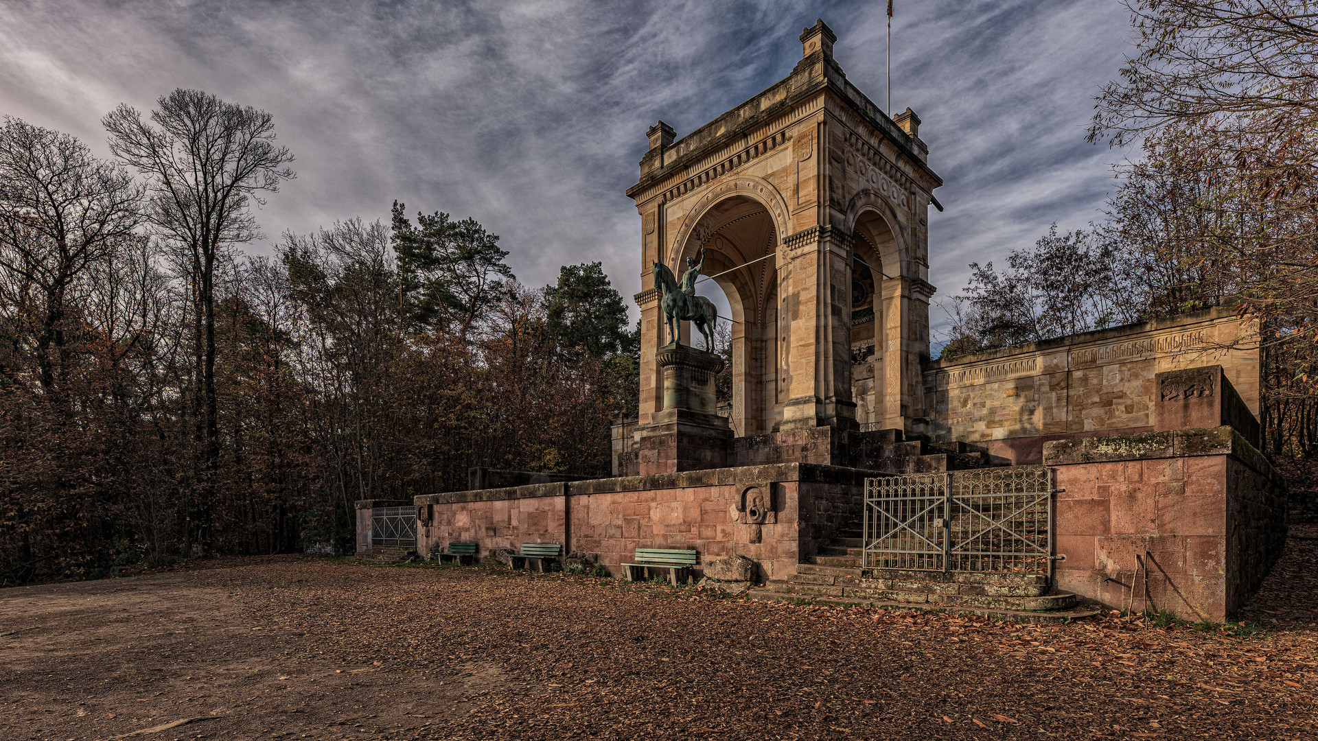 das Ehrendenkmal