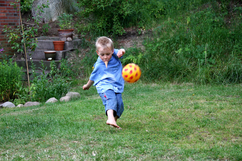 Das Eis sicher verwahrt und ran an den Ball!