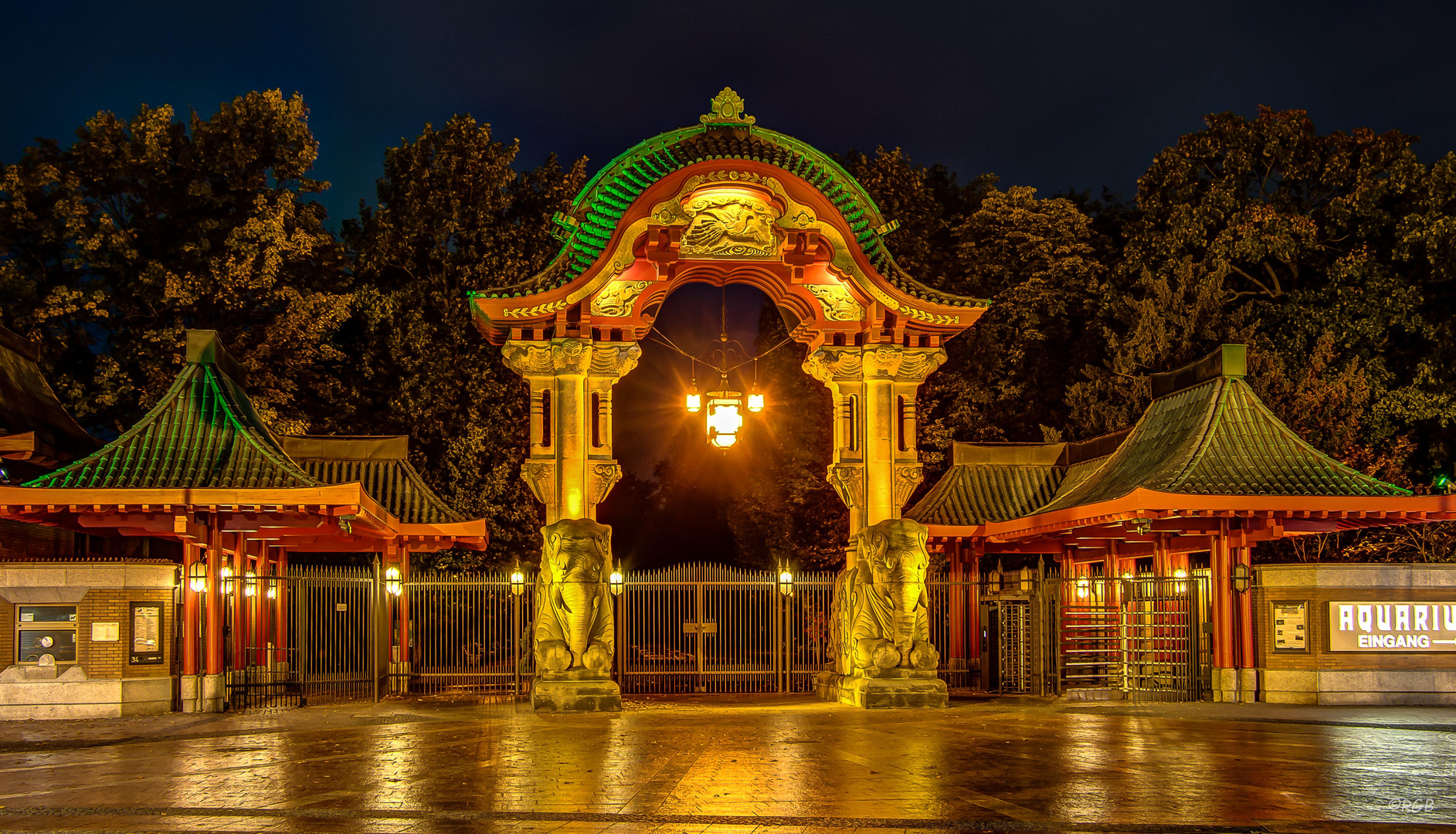 Das Elefantentor des Berliner Zoo´s Foto & Bild architektur