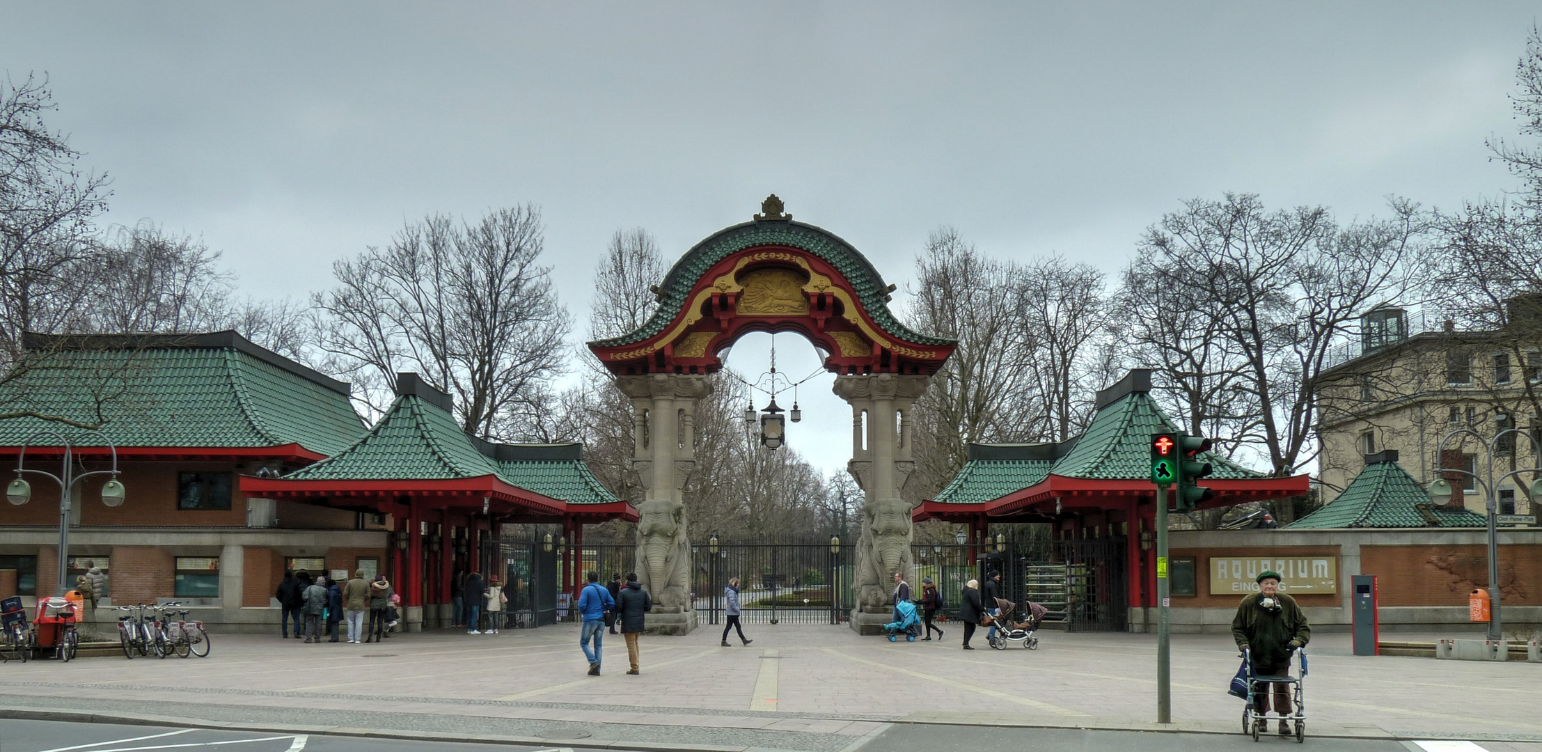 Das Elefantentor vom Zoologischen Garten Berlin Foto & Bild