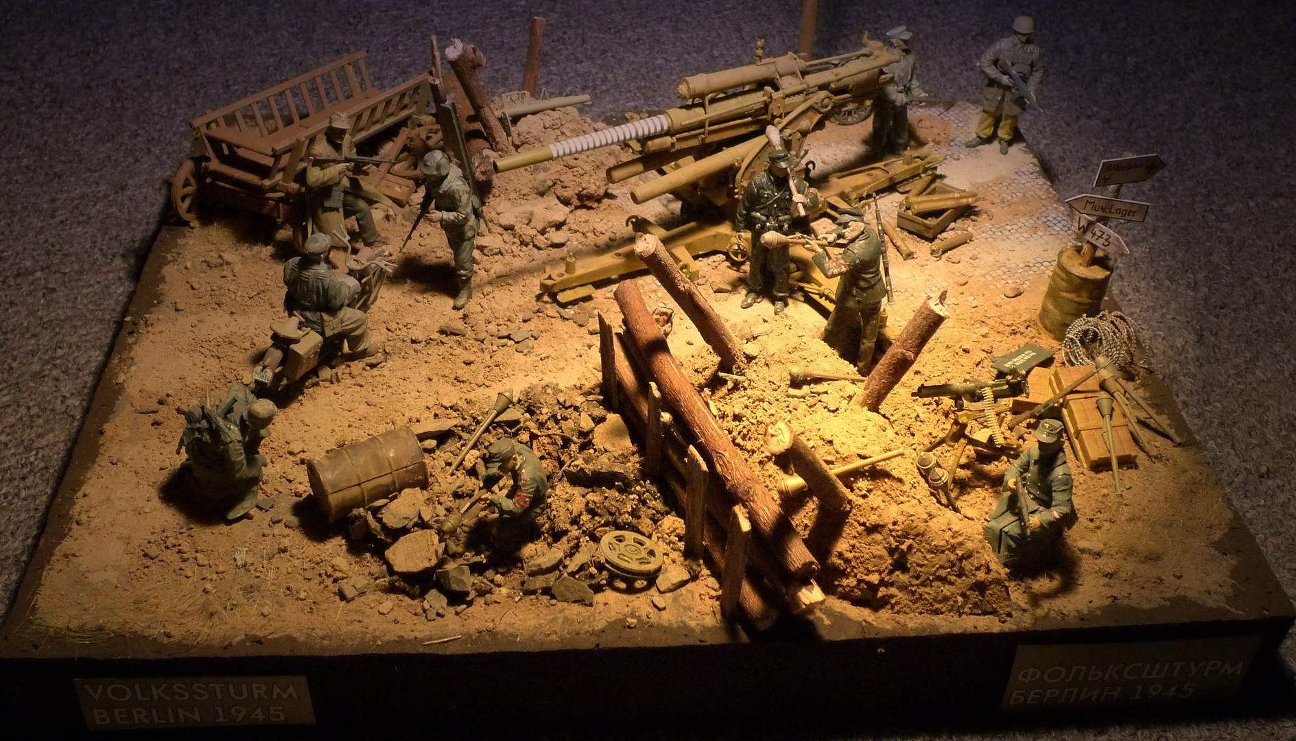 Das Ende Berlin 1945 - Diorama mit 8,8 Flak